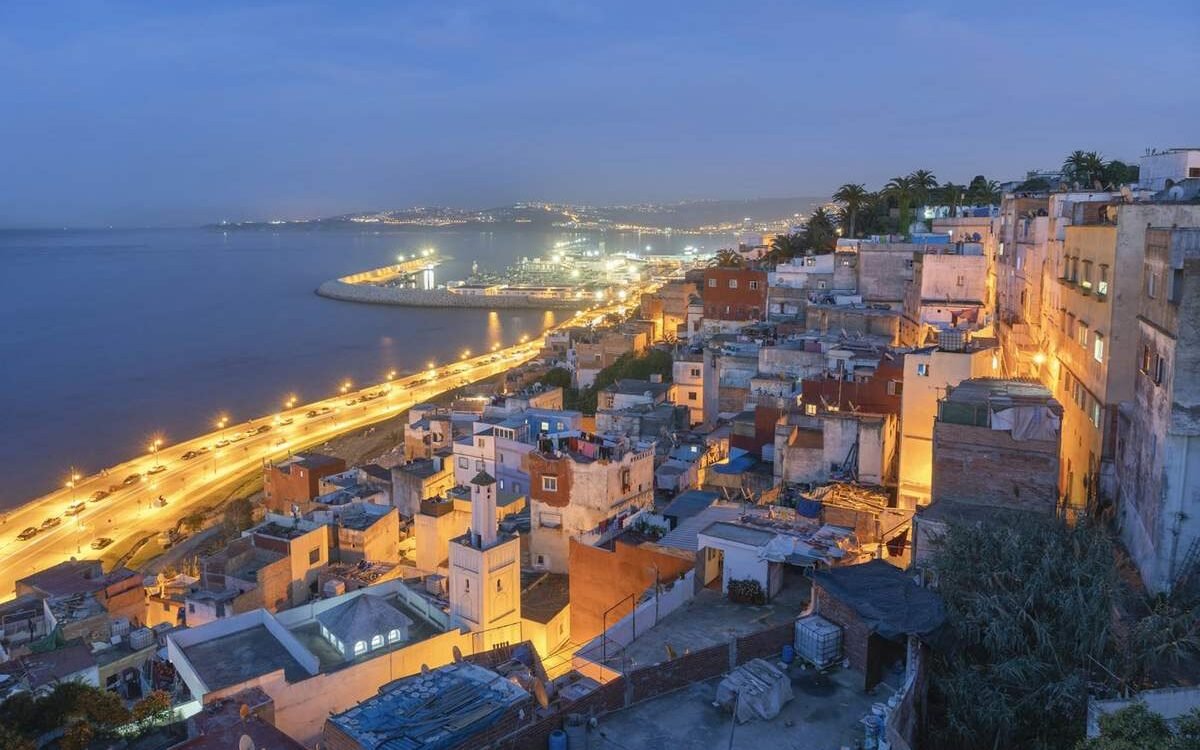 Vue aérienne de Tanger et de la baie